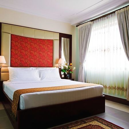 Hotel Luxury World Phnom Penh Zewnętrze zdjęcie