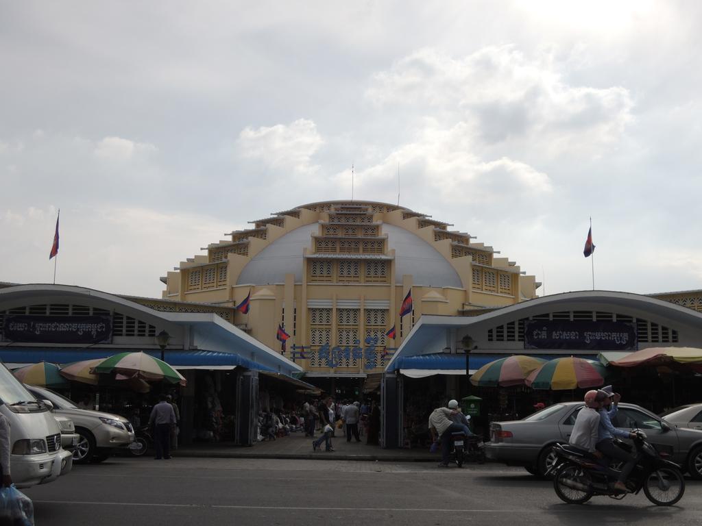 Hotel Luxury World Phnom Penh Zewnętrze zdjęcie