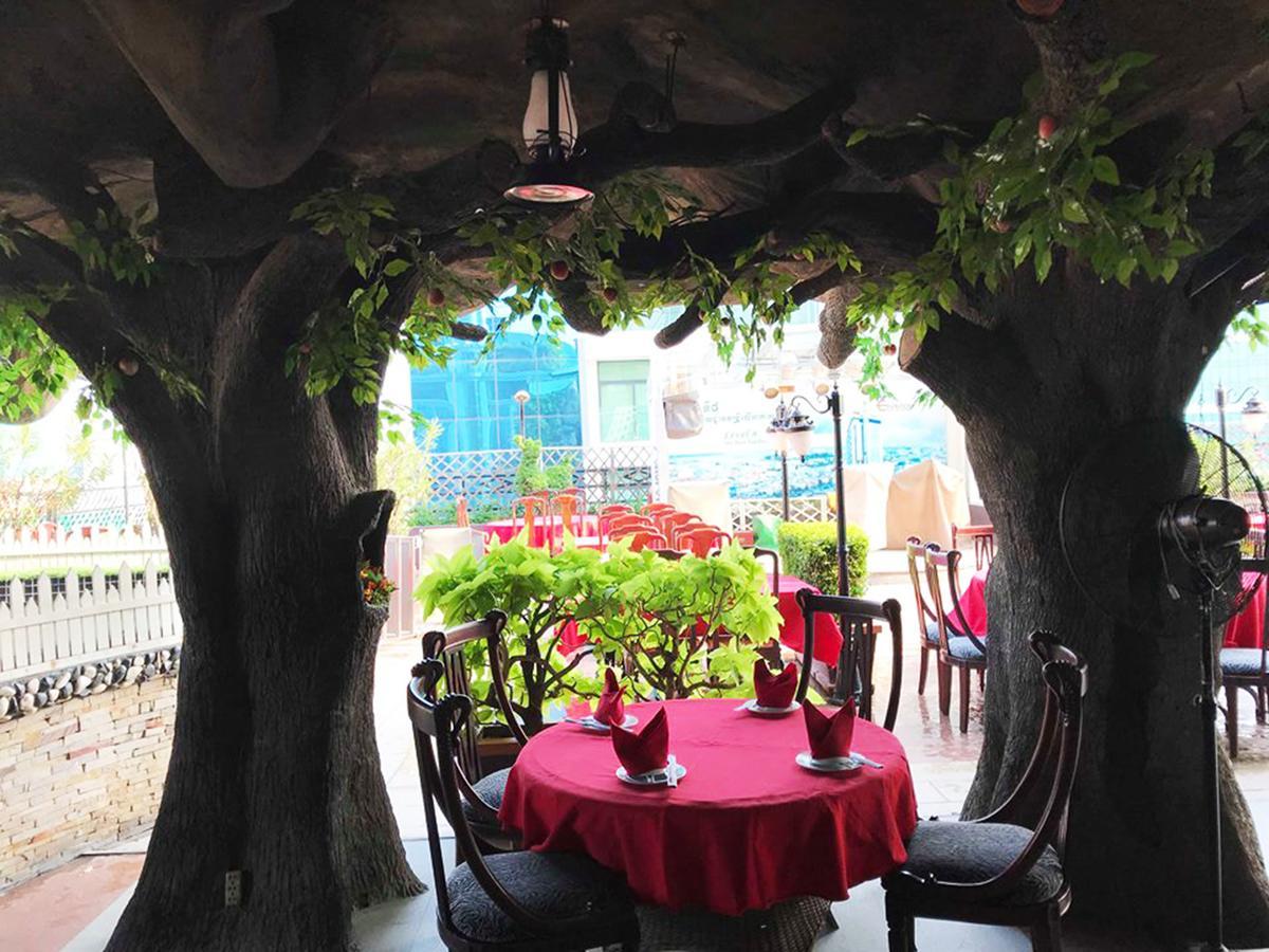 Hotel Luxury World Phnom Penh Zewnętrze zdjęcie