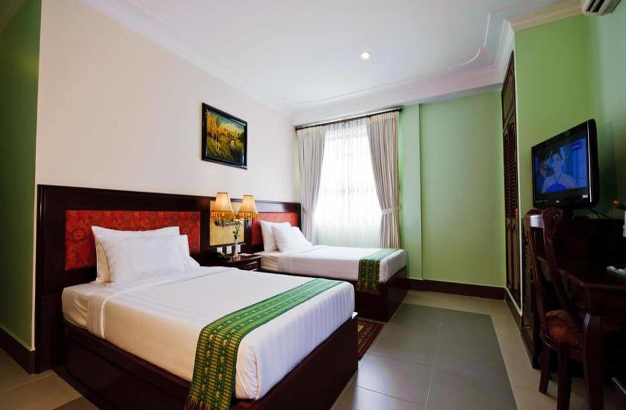 Hotel Luxury World Phnom Penh Zewnętrze zdjęcie